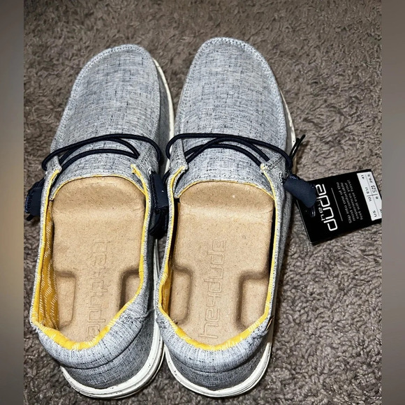 NWT Women’s Wendy Chambray Hey Dudes - Picture 9 of 12